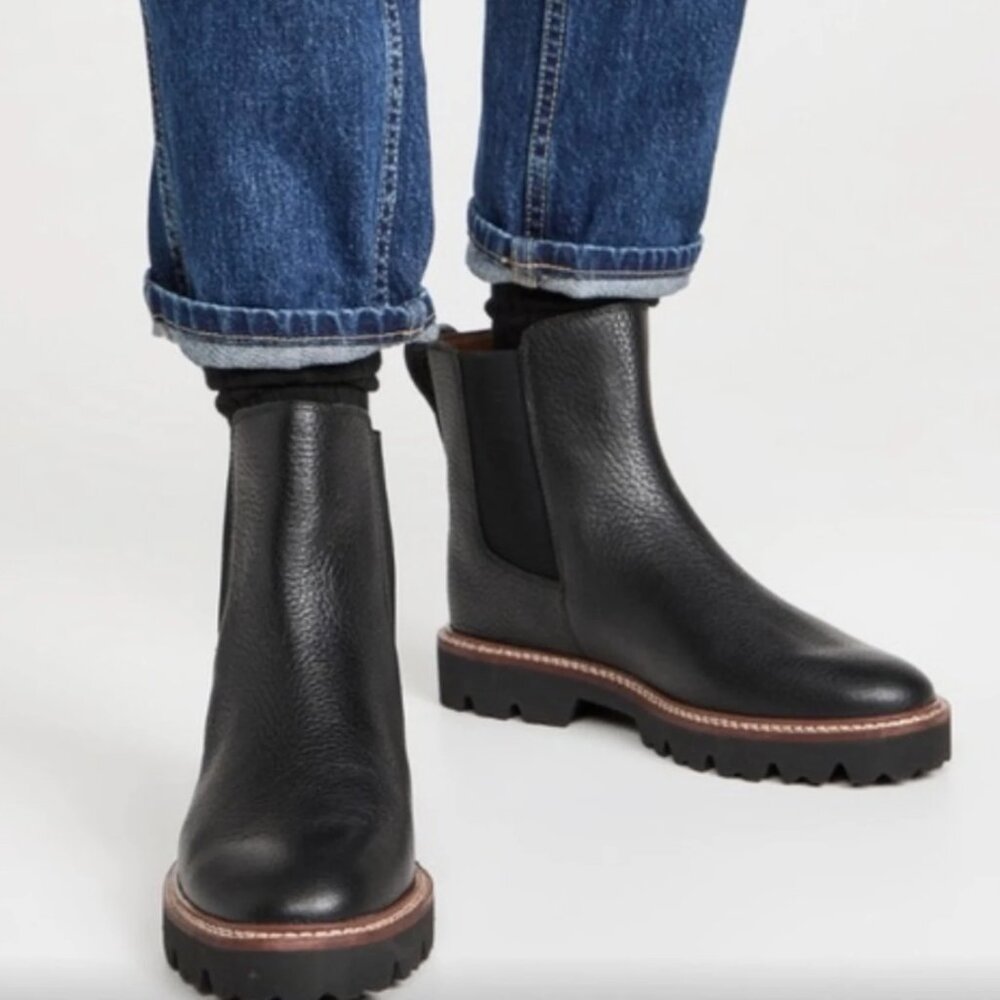 Madewell Citywalk Black Leather Chelsea Lug Sole Boot | Size 9